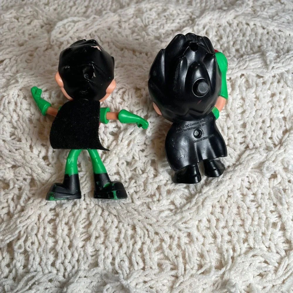 Teen Titans Go Robin Action Figure Lot DC Comics McDonalds Happy Meal Toys 2pc‎